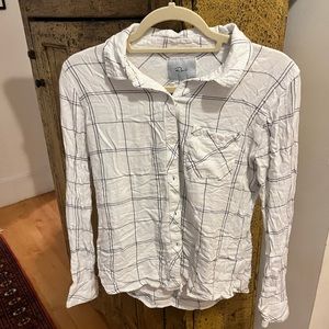 White flannel shirt. Size small. From rails